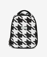 Рюкзак формованный с эргономичной спинкой с модным черно-белым рисунком для девочки Gulliver