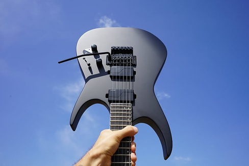 Электрогитара Dean Exile Select Floyd Fluence Black Satin 6-String Electric Guitar