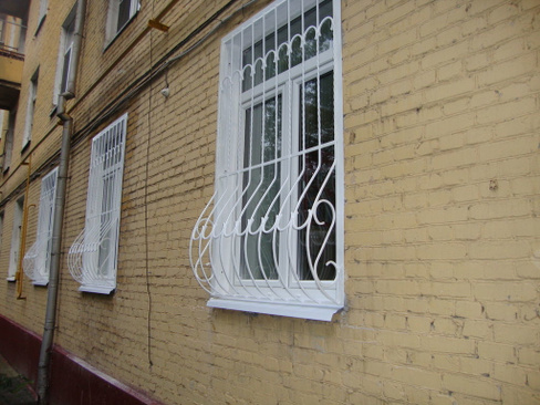 Металлические сварные решетки на окна