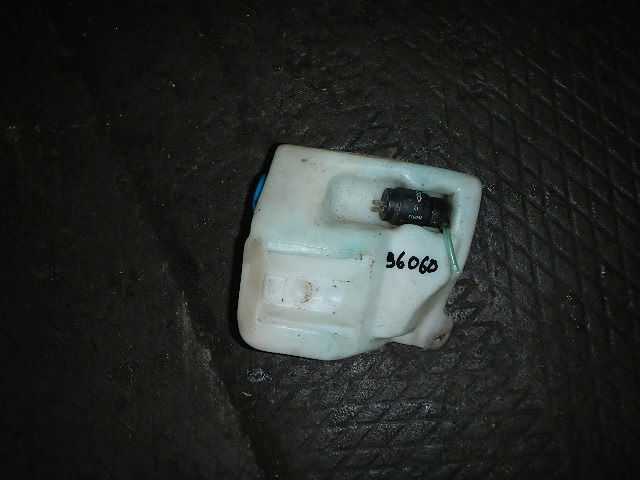 Бачок омывателя Chery Amulet купить в Калуге по цене: 300 ₽ - частное объявление