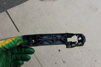 Кронштейн ручки двери задней левый для Toyota RAV 4 2013-2019 Б/У