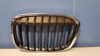 Решетка радиатора левая для BMW X1 F48 2015-2023 Б/У